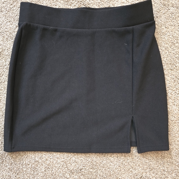 Mini skirt - Picture 1 of 2